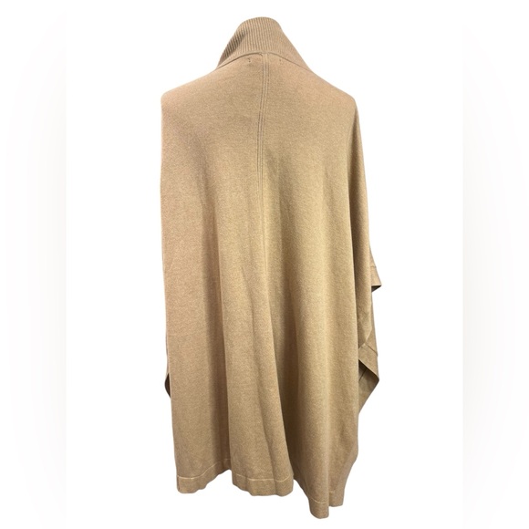 Banana Republic Factory Camel Knit Button Poncho Cape M/L Oversized - Picture 8 of 13